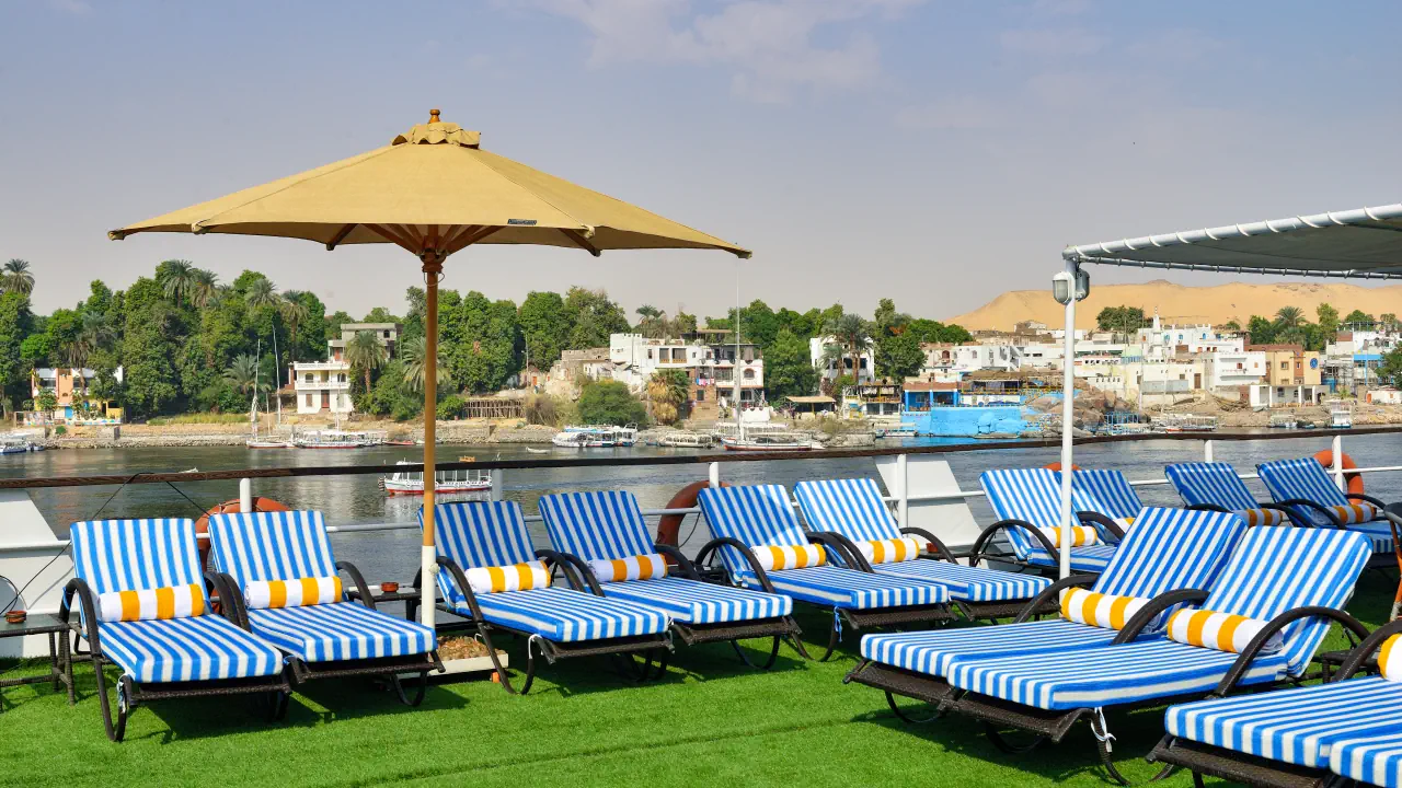 رحلة الباخرة نايل تريجر